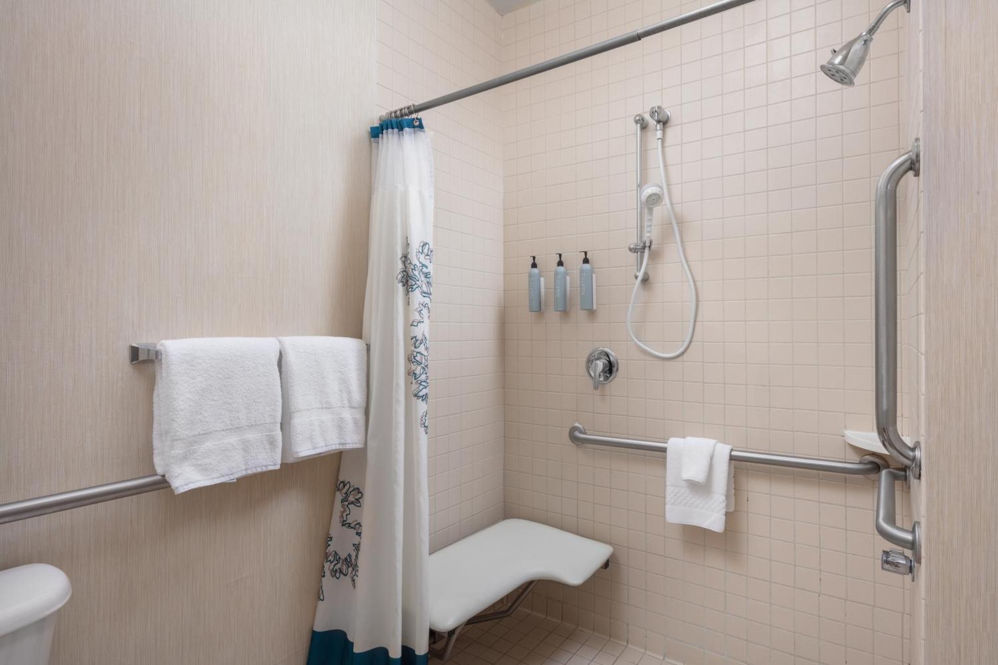Residence Inn By Marriott Wichita East At Plazzio Ngoại thất bức ảnh