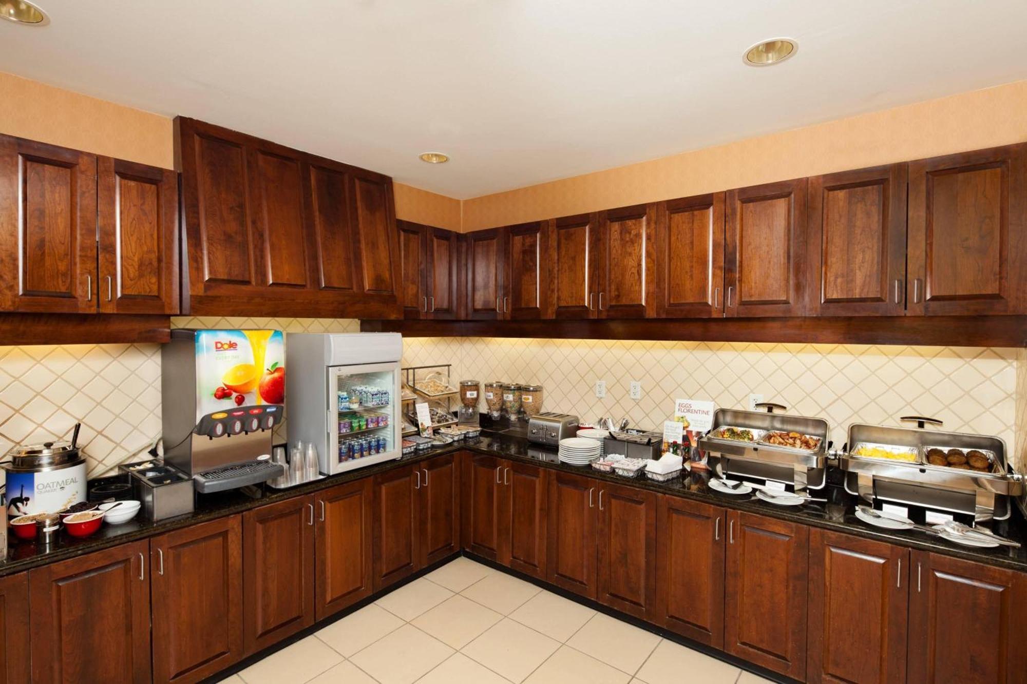 Residence Inn By Marriott Wichita East At Plazzio Ngoại thất bức ảnh