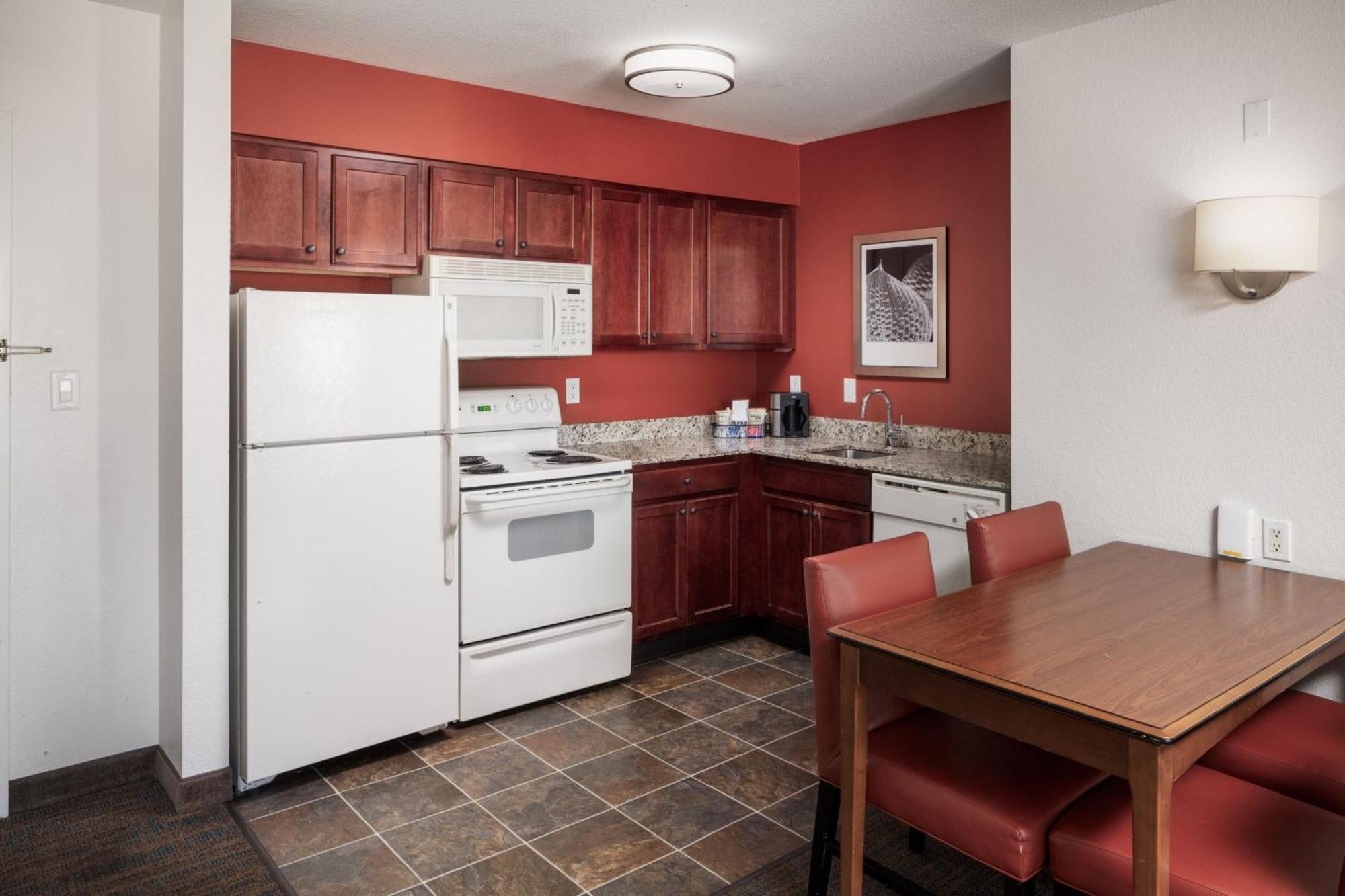 Residence Inn By Marriott Wichita East At Plazzio Ngoại thất bức ảnh