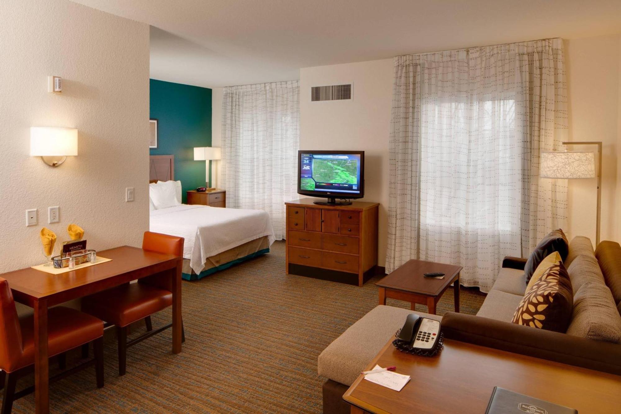 Residence Inn By Marriott Wichita East At Plazzio Ngoại thất bức ảnh